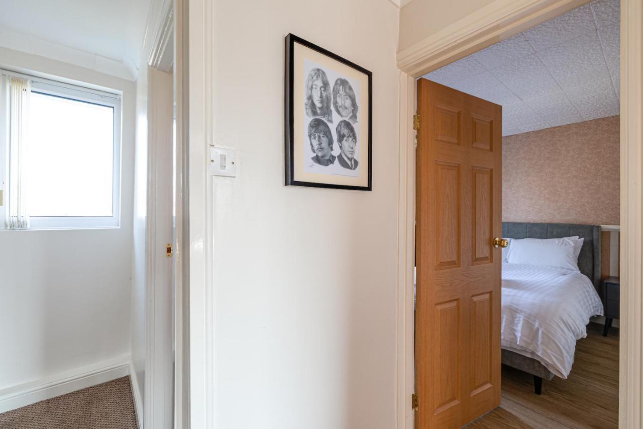 George Harrison'S Former 3Bed Home In Liverpool Speke Eksteriør billede